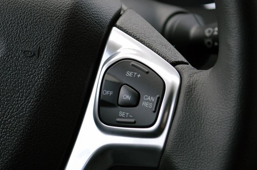  Ford Fiesta Titanium 2014 года  (фото 23 из 44)